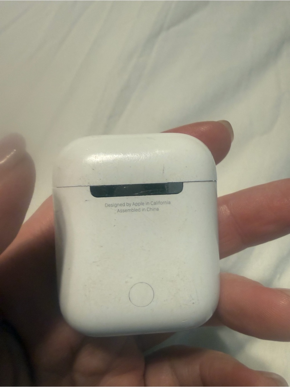 Apple White Wireless Earbud Charging Case right only
